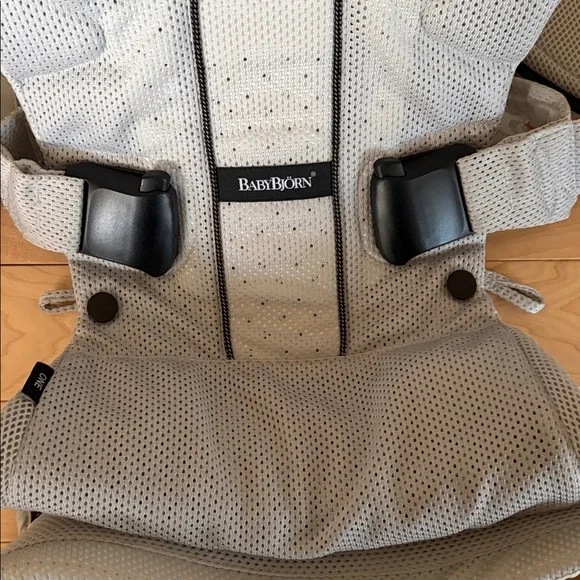 BabyBjorn Gray Carrier - One Air